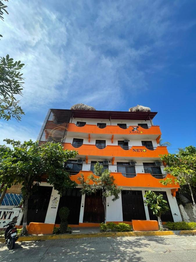 Ximajo Nieto Hotell Puerto Escondido  Exteriör bild
